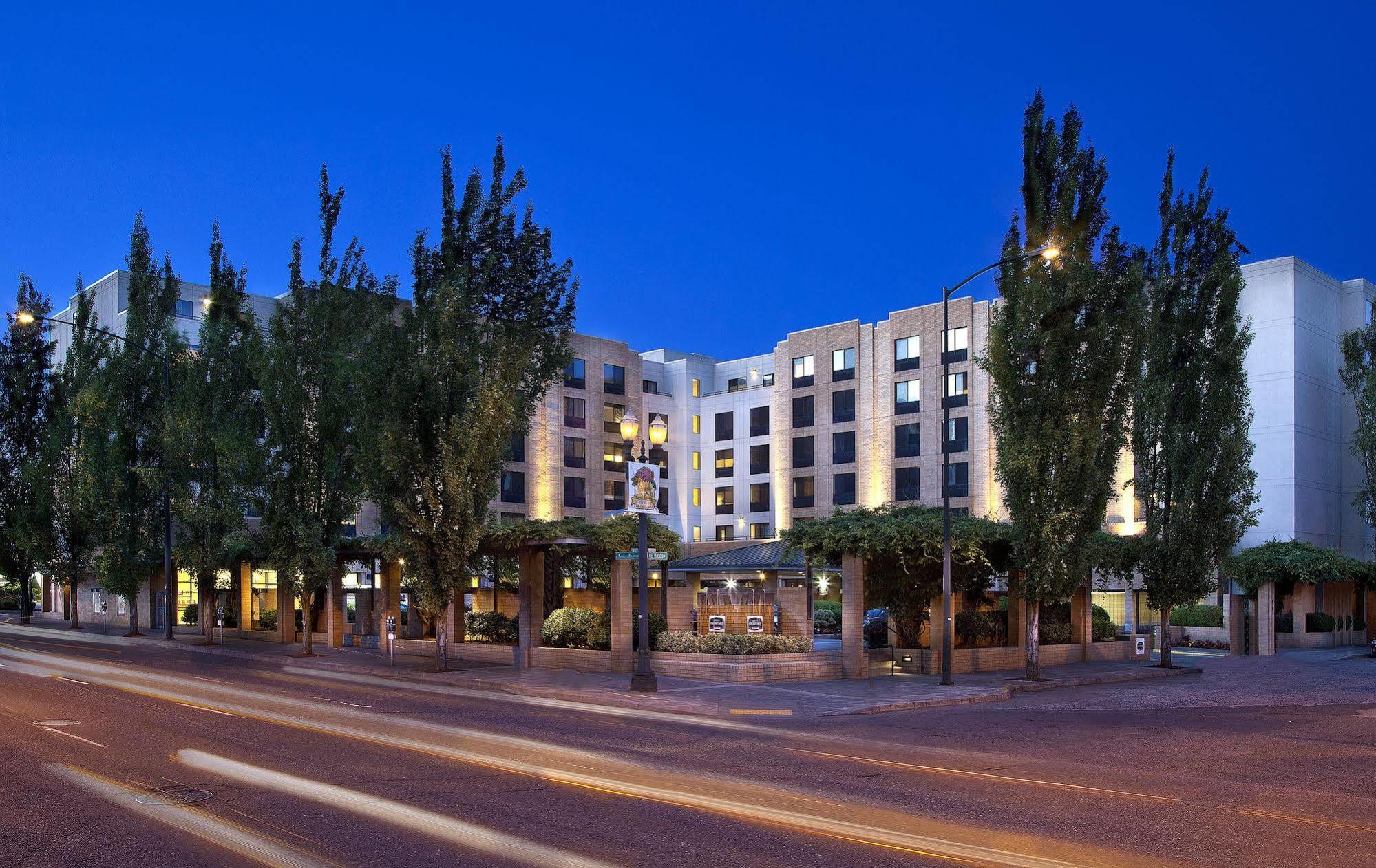 Courtyard Portland Downtown / Convention Center Hotel Eksteriør billede